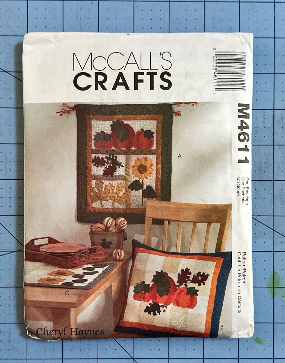 UNCUT McCalls Crafts Sewing Pattern M4611 Harvest Wall Hanging Table Runner